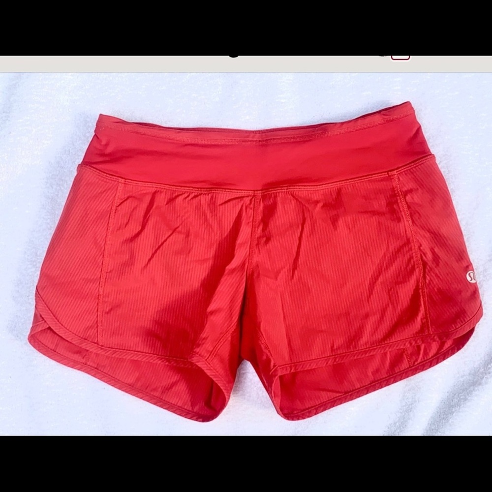 Lululemon shorts size 4